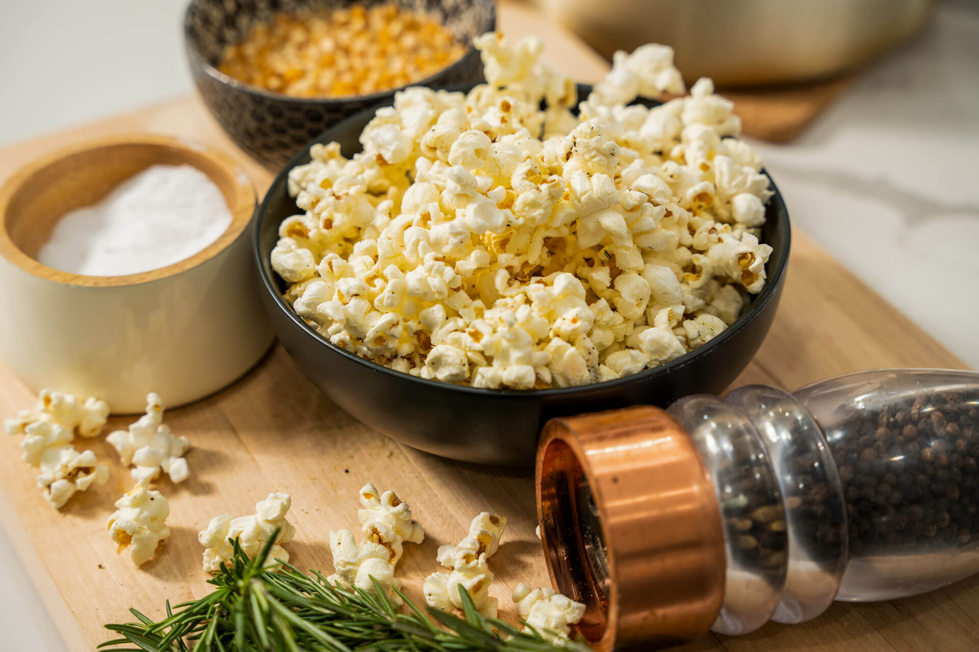 Stovetop Parmesan Rosemary Popcorn